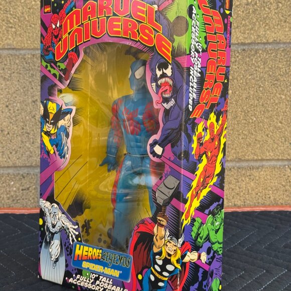 Vintage 1999 Marvel Universe Heroes Legends Spider-Man Figure Collectible - Picture 3 of 10
